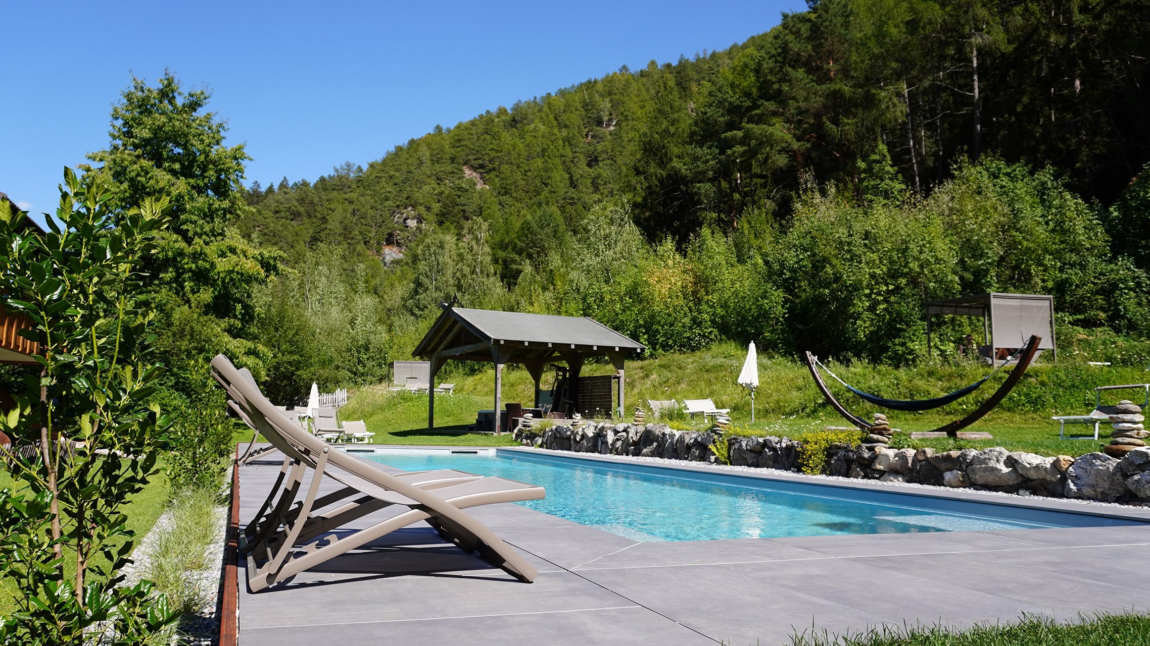 neuer-pool-02